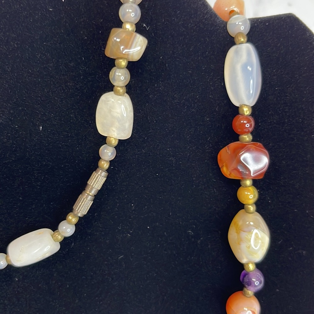 Vintage Multi-Colored Polished Agate Stone Beaded Necklace with Bronze Beads 17" - Picture 7 of 9